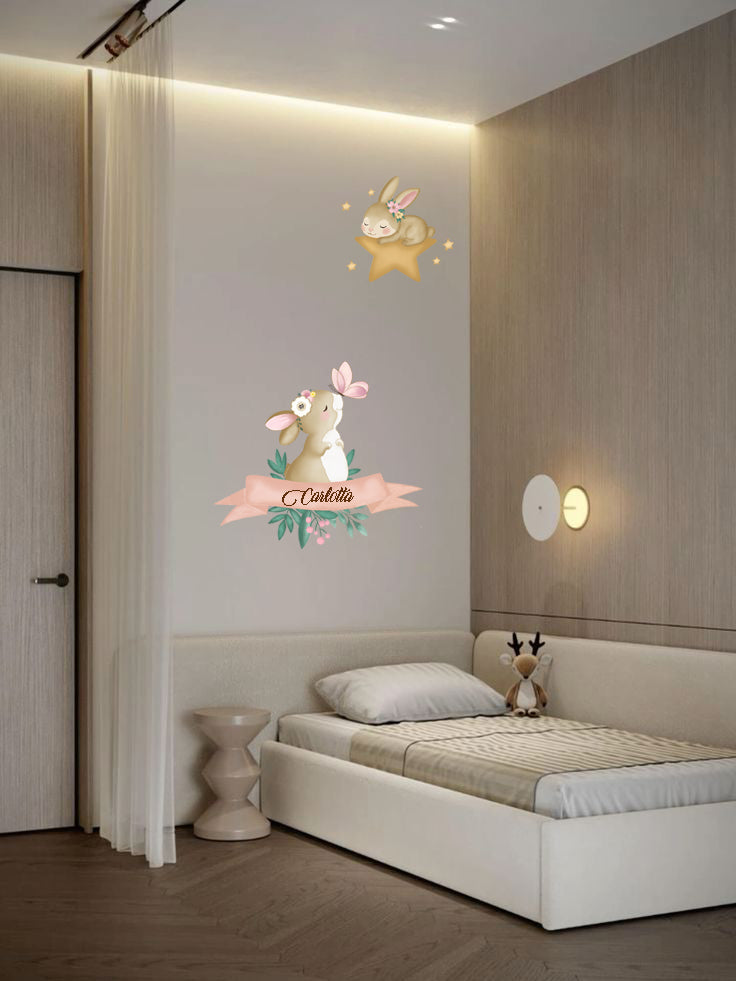 Wall sticker Coniglietto con farfalla e Banner - Personalizzabile